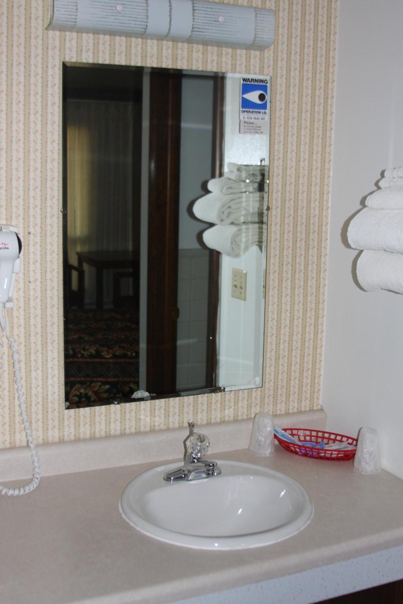 Viking Jr. Motel Saint Peter Dış mekan fotoğraf